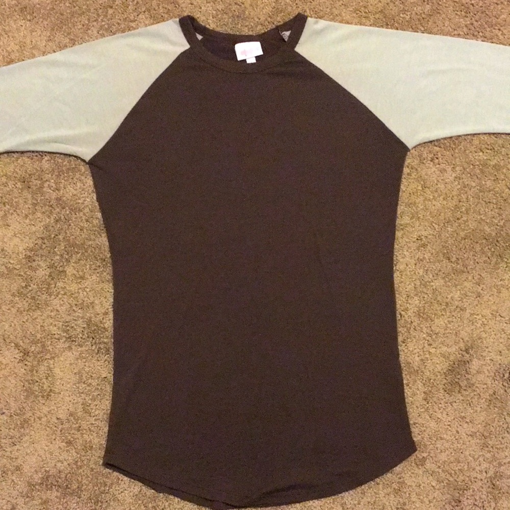 Lularoe shirt EVERYTHING IS 5 FOR $10!